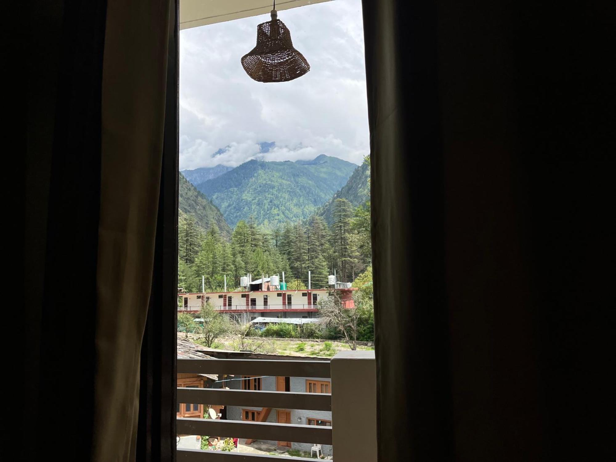 Hotel The Royal Orchard Kasol Zewnętrze zdjęcie