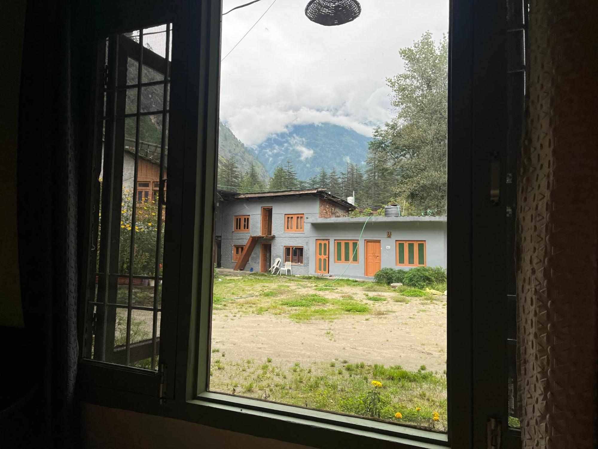 Hotel The Royal Orchard Kasol Zewnętrze zdjęcie